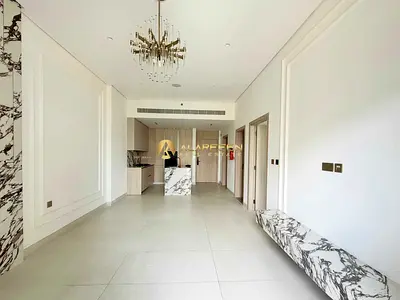 Modern Living | 1 Bedroom + Study | Pool View