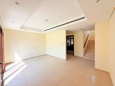 6 BR I Corner Villa I Ready To Move
