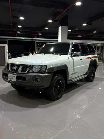 Nissan Patrol Safari Super Safari 2018 GCC Specs