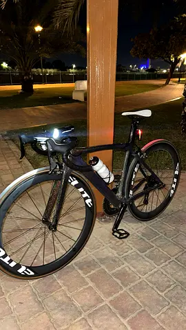 Carbon Road Bike — Aero Race Frame