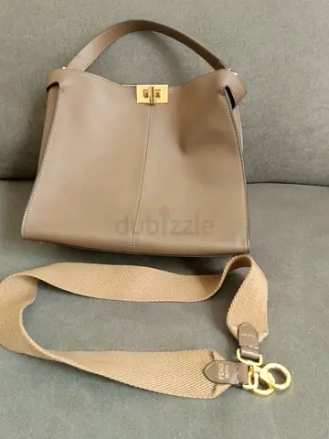 Fendi brown leather shoulder bag with removable strap - good used condition