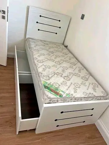 Single White Wooden Bed With Pull-Out Storage and Mattress