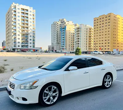 A Beautiful Clean 2013 Nissan Maxima SL GCC Specs
