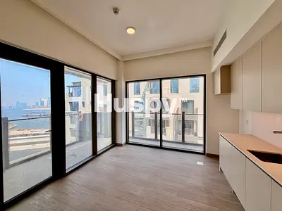 Top Floor | Vacant | Full Canal View