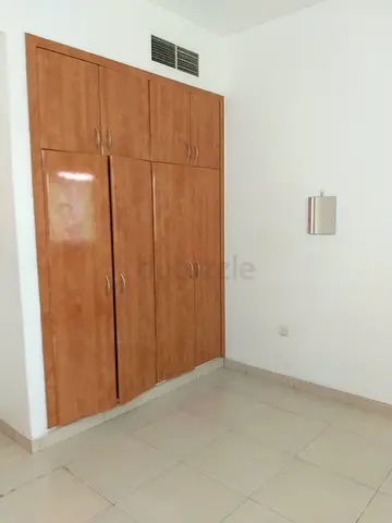 Room Available for Rent 2nd Dec Street