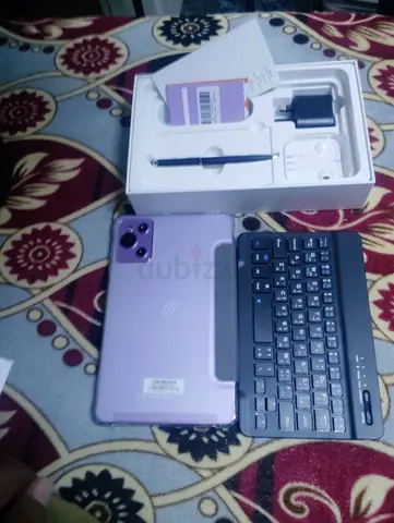 Purple Android Tablet with Bluetooth Keyboard, Charger and Earbuds - Full Kit