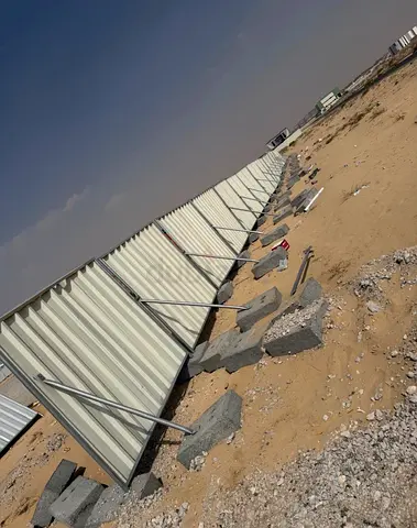 Temporary wall fence