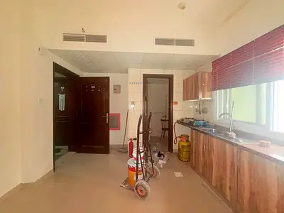Spacious Studio apartment available in Al nabba central ac end gas only for families with landfree parking only 12999.