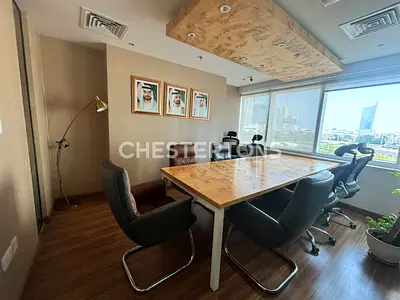 DMCC license | Close to metro | Fitted