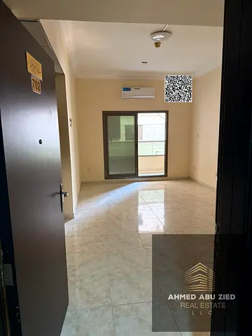 اجمل واوسع شقه 4 غرف وصاله بمدينه الامارات,صاله واسعه مطبخ مفتوح,باركينج,تكيف مركزي,فرصه مميزة للسكن العائلي,امكانيه الدفع علي 150 حرف,موقع مميز