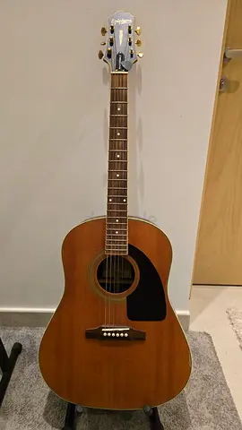 Epiphone Acoustic Guitar AJ-500 R with Case