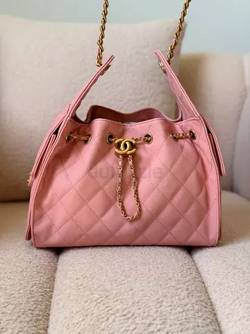 Light Pink Quilted Chain-strap Shoulder Bag (Good Condition)