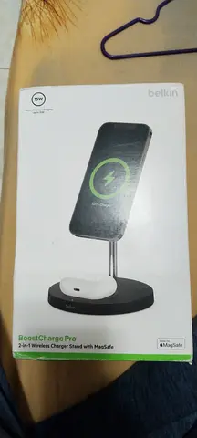 Belkin BoostCharge Pro 2-in-1 Wireless Charger Stand with MagSafe (15W) - New/Boxed