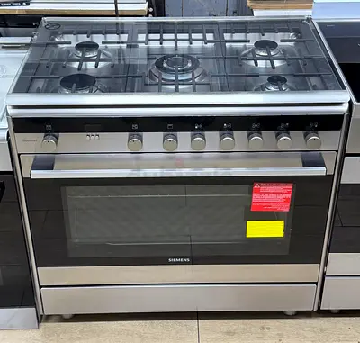 Siemens 5-Burner Stainless Steel Gas Range with Oven - Good Condition