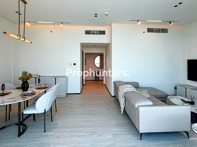 Skyline Living | Stunning 1 Bedroom | Big Layout