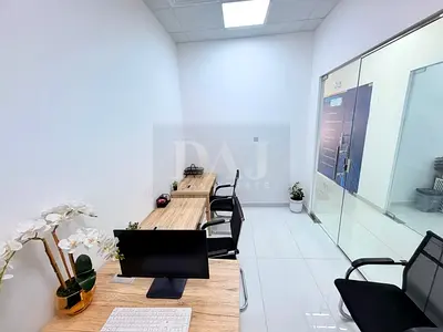 Boost Your Professional Image with Our Impressive Office Space Options