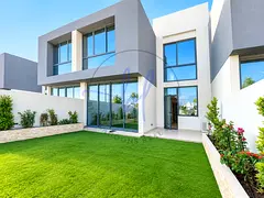 Spacious 3-Bed| Single Row with Garden|Huge Layout