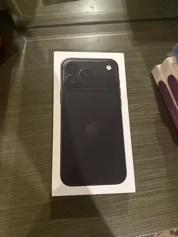Sealed iPhone 18 Pro Max 256gb (Black) with AppleCare+ and Cover