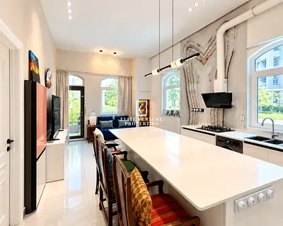 1BHK-STUDY | FULLY UPGRADED | GARDEN VIEW