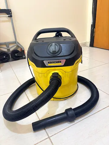 Karcher WD 1 wet & dry vacuum cleaner - good working condition
