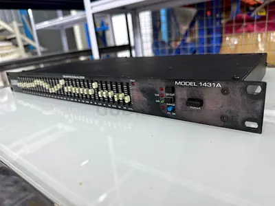 Altec Lansing Model 1431A 31-Band 1/3 Octave Mono Graphic Equalizer