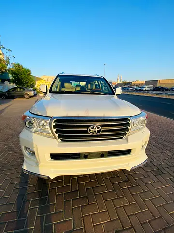 2015 Toyota Land Cruiser GXR GCC Specs