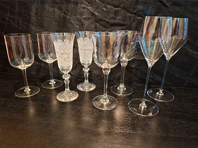 Set of 8 Assorted Wine & champagne Glasses - Mixed Crystal and Glass