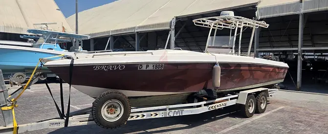 Boat + trailer without engines