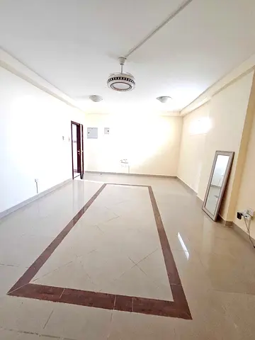 Studio apartment in the prime location for just 24k/year. Near baqer moheibi