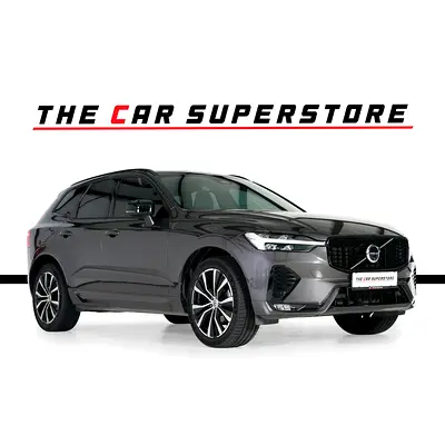Volvo XC60 B5-Ultimate Dark-GCC-Al Futtaim Warranty And Service Contract- Mint Condition