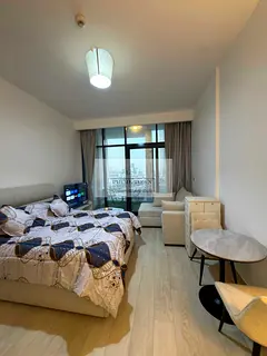 Exclusive | huge size | High Floor