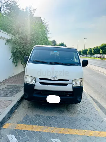 CARGO VAN FOR RENT IN DUBAI