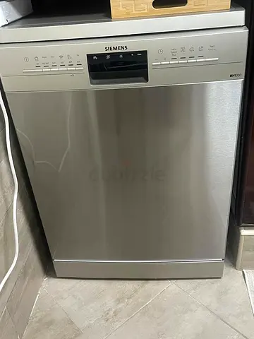 Siemens freestanding stainless steel dishwasher - perfect condition