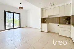 Pool View | Unfurnished | Vaccant