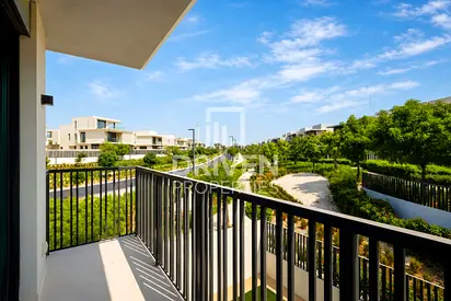 Corner Landscaped TH | Near to Pool | Massive Size