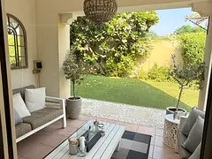 Vacant | Spacious | Close to the park