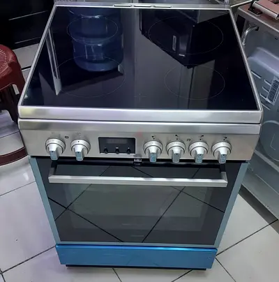 Stock Piece Whirlpool 4 Hobs Full Electric Ceramic Cooker Range Size 60cm