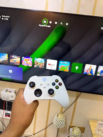 Xbox series s with 1 controller with box