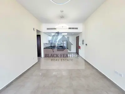 FREE CHILLER // NEAR TO METRO // SEMI FUR 1BEDROOM // BALCONY