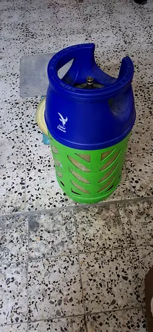 Emarat empty cylinder
