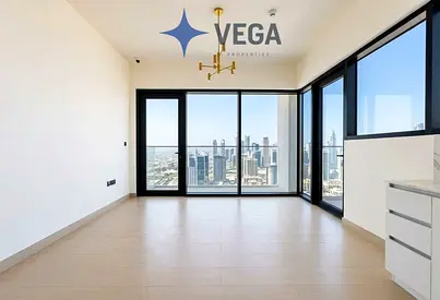 PRIVATE POOL | HIGH FLOOR | SKYLINE VIEW