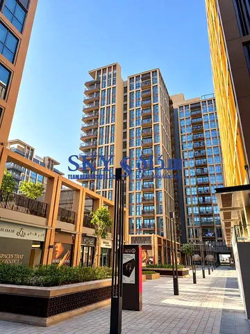 Stunning 2BHK Apartment | Sea View - Bridge