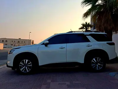 2022 Nissan PATHFINDER photo 6