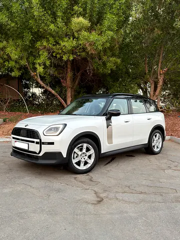 MINI Countryman C - 3 Years Warranty - 3 Years Free Service - GCC Specs