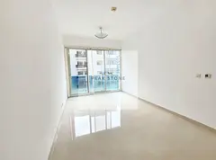 Unfurnished Studio With Balcony
