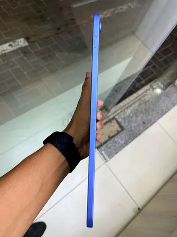 Blue iPad A16 - Excellent Condition
