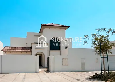 5BR SINGLE ROW CORNER VILLA | MEDITERRANEAN STYLE