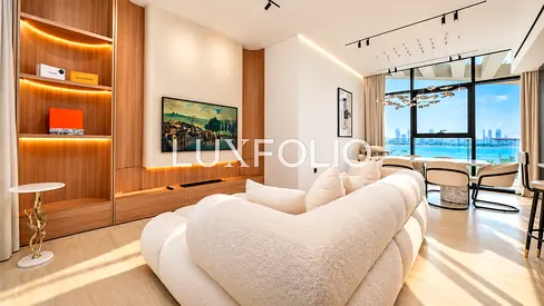 Fully Renovated I Sea Views I Triple Balcony
