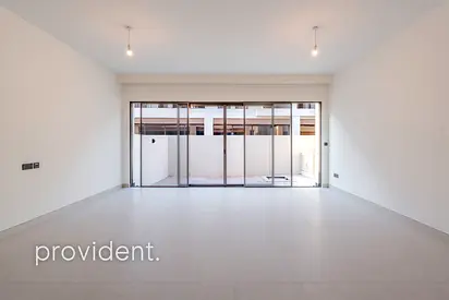 Brand New | Lagoon Close | Mid-Corner Unit