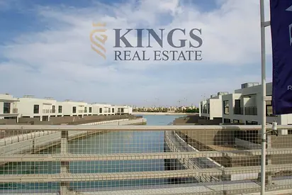 فيلا قناة 2 غرف نوم + غرفة خادمة، فالكون نورث، جاهزة